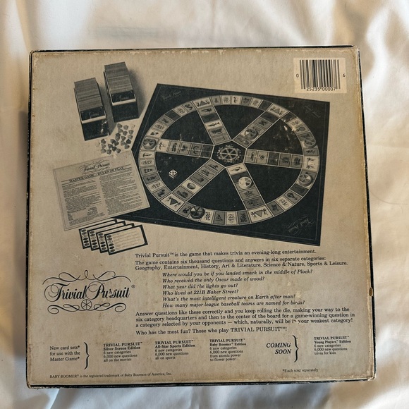 VINTAGE set of Trivial Pursuit game and expansion packs - Picture 3 of 12